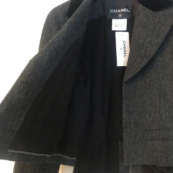 CHANEL Cropped Gray Jacket FR38 / US6 - Picture 13 of 16
